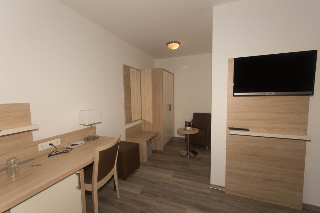 נורדייך Hotel Sonne Am Meer מראה חיצוני תמונה