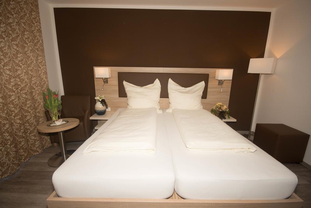 נורדייך Hotel Sonne Am Meer מראה חיצוני תמונה