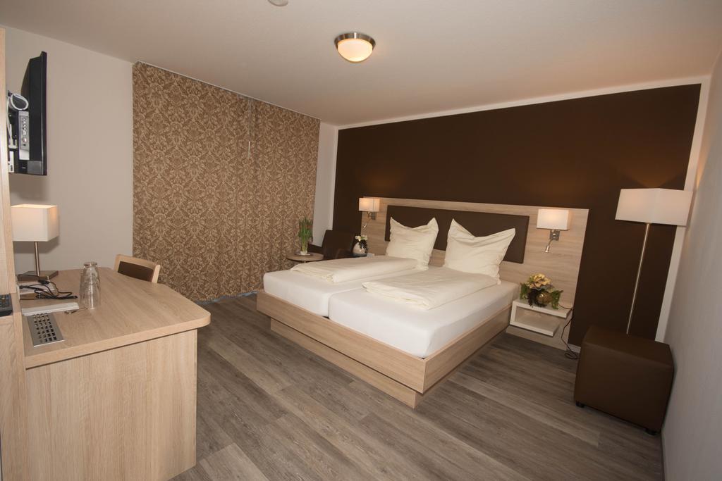 נורדייך Hotel Sonne Am Meer מראה חיצוני תמונה
